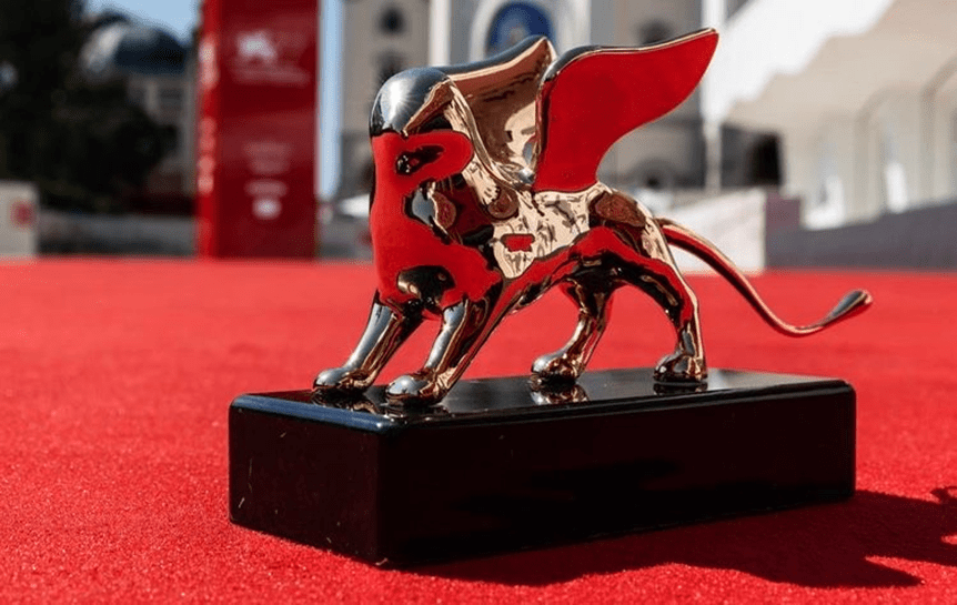 Vestidos, joyas y relojes de película: El Festival Internacional de Cine de Venecia 2022 1 image 25