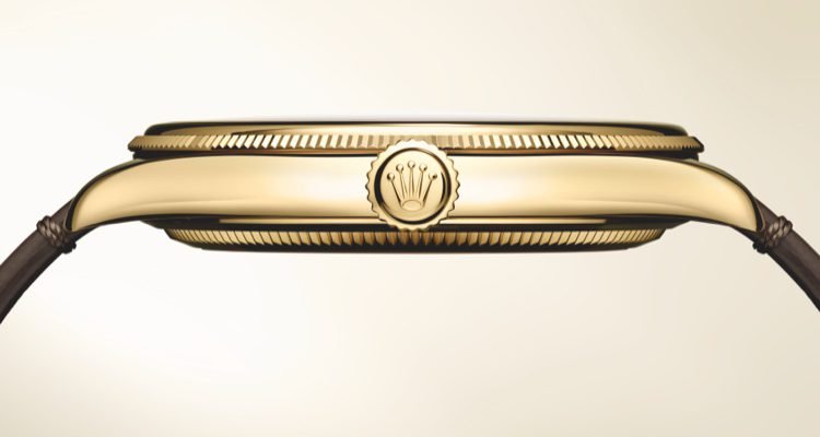 01.Top banner m52508 0006 2301uf 002 750x400 portrait