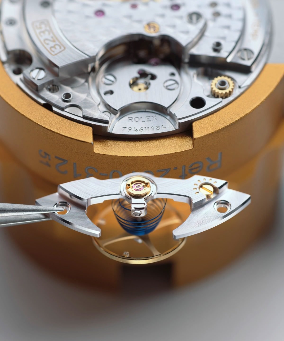 rolex servicing procedure 2234 rolex sav corporate 40 assemblage mouvement pose oscillateur v1 landscape min