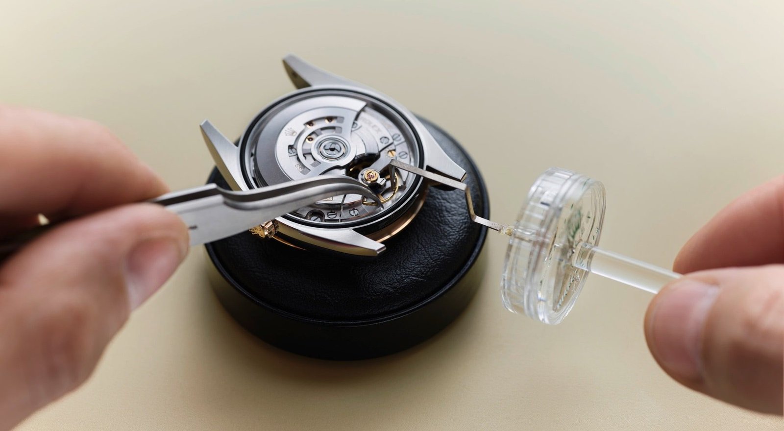 rolex servicing procedure 2234 rolex sav corporate 54 controle performance emboite micro stella v1 landscape min