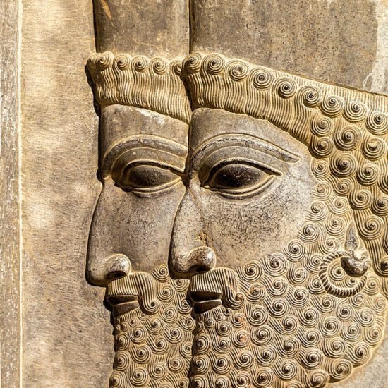 Blog 37 Persia Dorada: Cultura y Joyería de una Civilización Legendaria