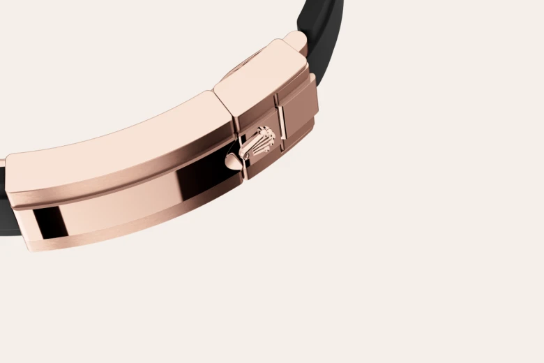 anim bracelet material portrait 126535tbr cd oysterflex black6 0104