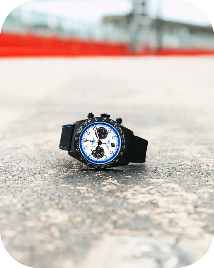 black bay chrono carbon 25 01